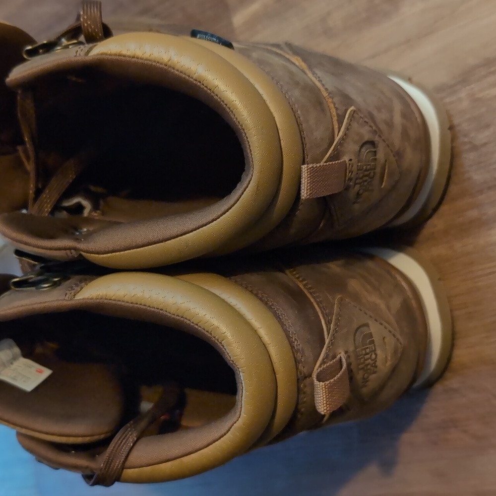 North Face Brown Berkeley Cold Weather Boots - 12 - Picture 3 of 6